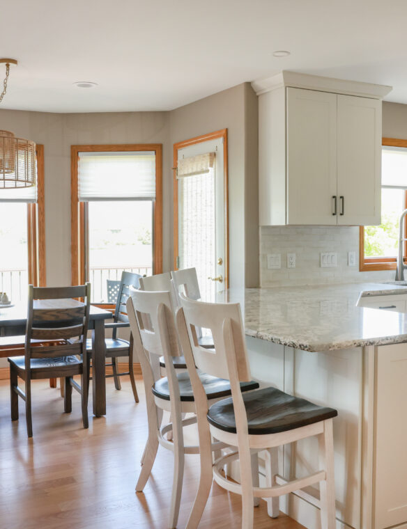 Verona-Wisconsin-Kitchen-and-Breakfast-Nook-Remodel