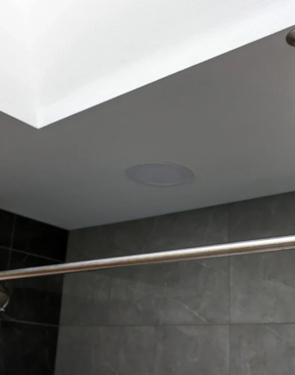 Bathroom-Remodel-Madison-Wisconsin-Custom-Shower-Rod-scaled