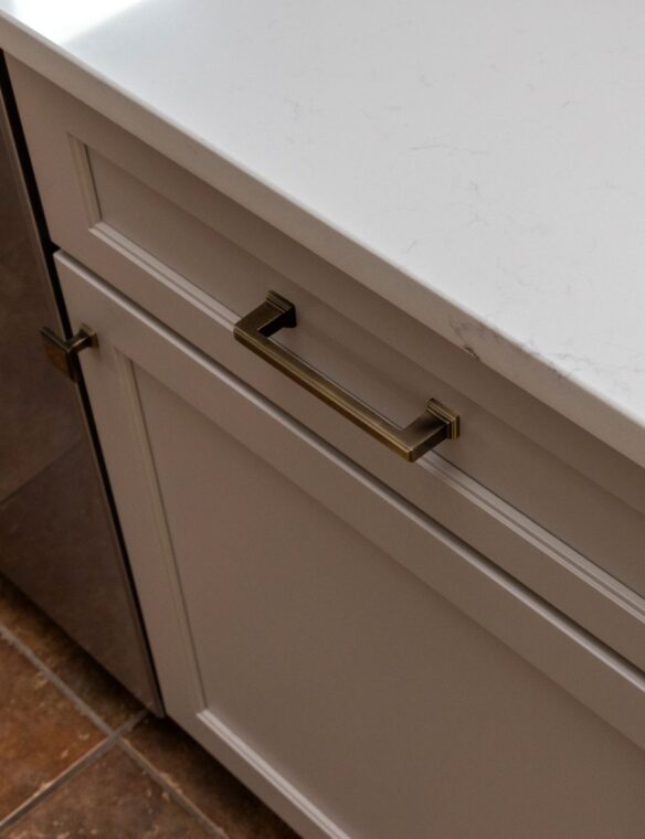 Kitchen Remodel Sun Prairie Antique Richelieu Pulls